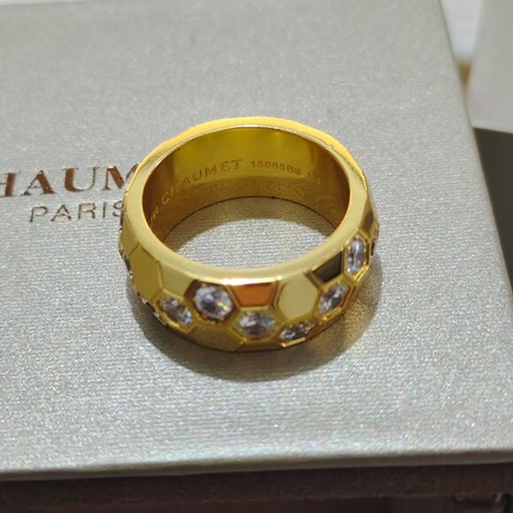 Chaumet 18K Gold Honeycomb Womens Ring - Picture 8 of 11